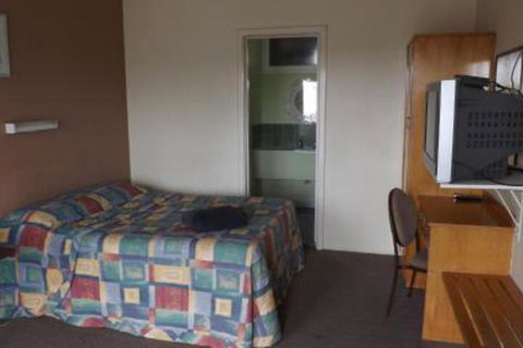 Collie Motel - Travel Agents 3