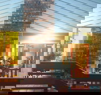 Bed  Breakfast at Kiama - Travel Agents