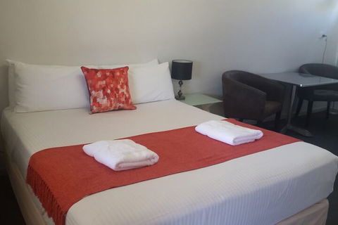 Chaparral Motel - Cruises Travel 5