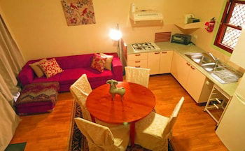 Barrington Wilderness Cedar Lodge Accommodation - Tourism Guide 6