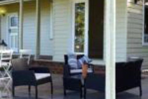 Eagles View Bed & Breakfast - Tourism Guide 0