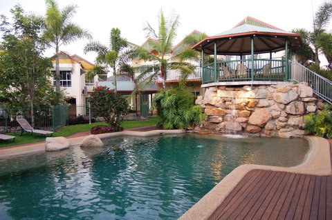 Tinaroo Lake Resort - Travel Agents 6