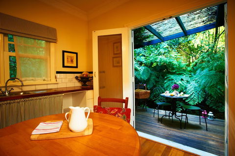 Gatehouse Cottage At Merrow Cottages - Mt Dandenong - Travel Agents 5