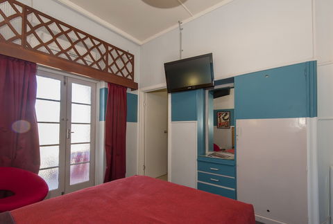 North Gregory Hotel - Tourism Guide 4