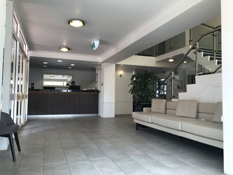 CKS Sydney Airport Hotel - Tourism Guide 2