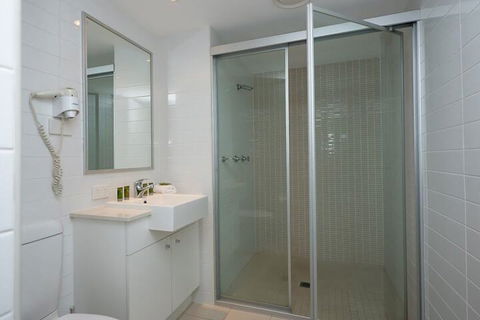 Cabarita Lake Apartments - Travel Agents 6