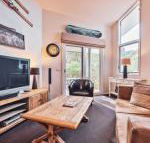 Lhotsky Apartments - Travel Agents