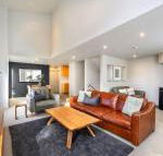 Snow Stream Apartments - Travel Agents