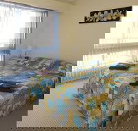 Chapman Court Holiday Units - Travel Agents