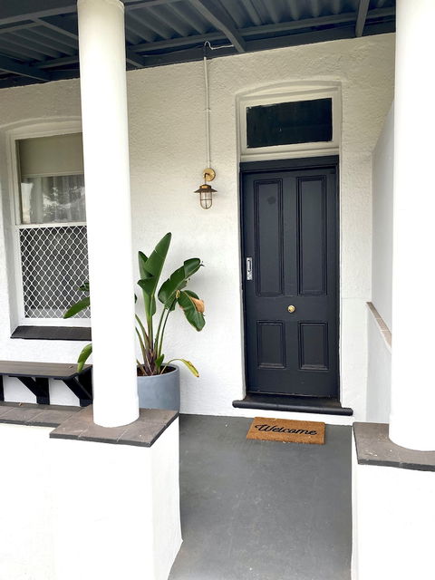 The Clifton & Grittleton Lodge - Travel Search 2