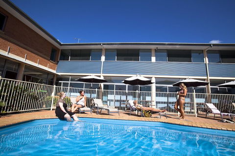 Coffs Harbour YHA Hostel / Backpackers - Travel Search 5