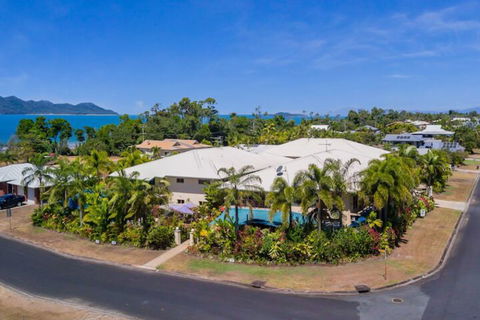 Mission Reef Resort - Travel Search 1