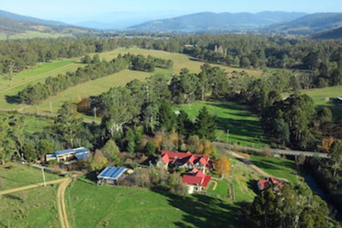 Crabtree House - Travel Agents 0