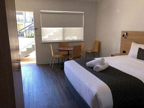 Araluen Motor Lodge - Travel Search 5