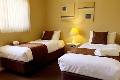 Admiral Motor Inn - Travel Search 5