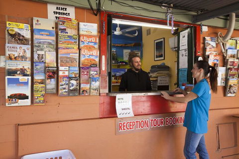 Alice Lodge Backpackers - Tourism Guide 4