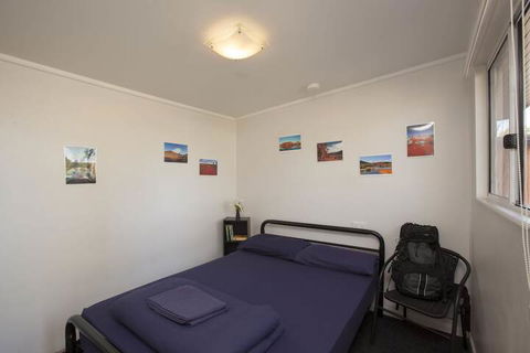 Alice Lodge Backpackers - Tourism Guide 6