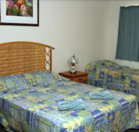 Lake Bennett Resort - Tourism Guide