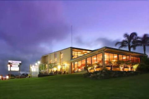 Whale Motor Inn And Restaurant - Cruises Travel 0