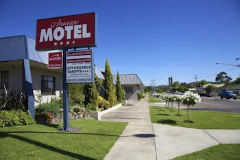 Amaroo Motel - Travel Search 1
