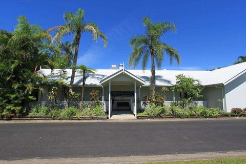 Tully Motel - Travel Search 3