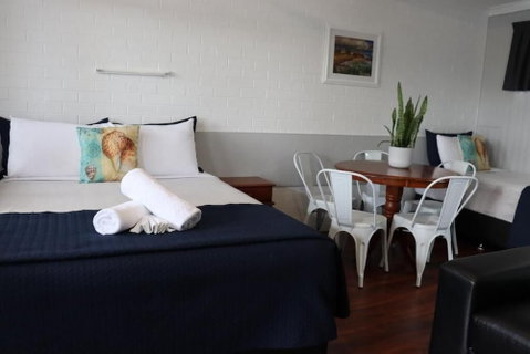 Almare Tourist Motel - Tourism Guide 3