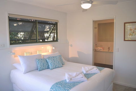 The Retreat Beach Houses - Travel Search 4
