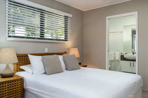 The Retreat Beach Houses - Travel Search 6