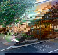 Paddle Wheel Motel - Travel Search