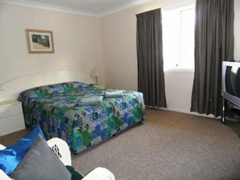 Sylvan Beach Resort - Travel Search 5