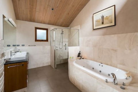 Aiyana Retreat - Tourism Guide 0