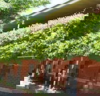 Caledonian Hotel Motel - Travel Search