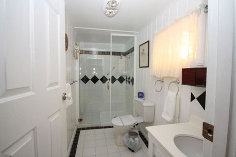 Bourke Riverside Motel - Travel Search 4