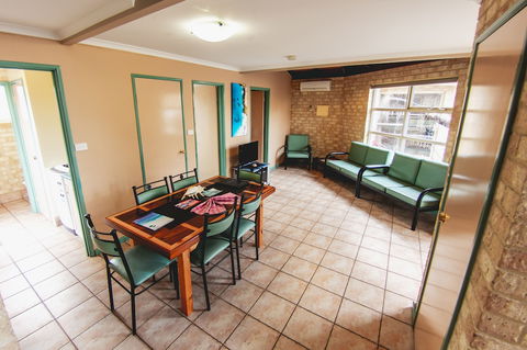 Yot Spot Apartments - Tourism Guide 4