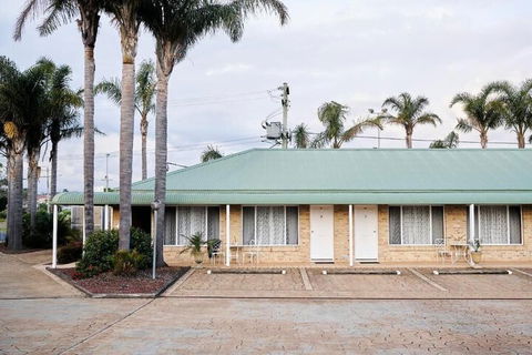Harbourview House - Cruises Travel 1