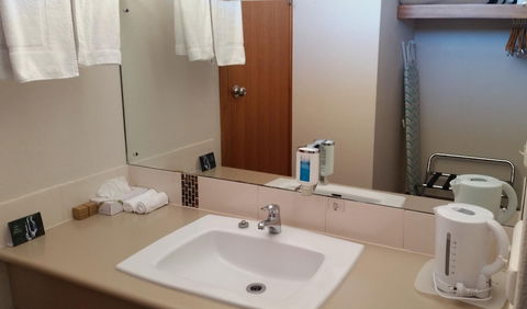 Coonawarra Motor Lodge - Travel Agents 5