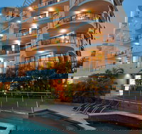 Meridian Alex Beach Apartments