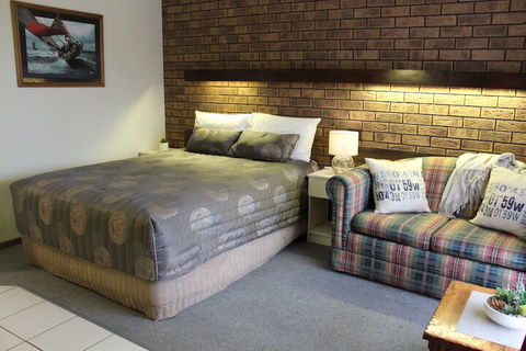 Dunolly Golden Triangle Motel - Travel Agents 6