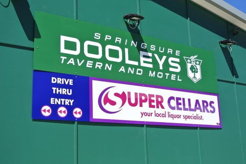 Dooleys Springsure Tavern And Motel - Travel Search 0