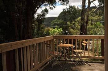 Kingsway Holiday Flats & Gariwerd House. - Travel Search 3