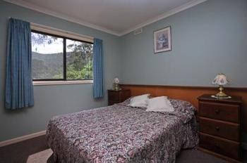 Kingsway Holiday Flats & Gariwerd House. - Travel Search 1