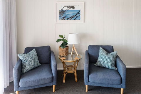 Mollymook Seascape Motel & Apartments - Travel Search 1