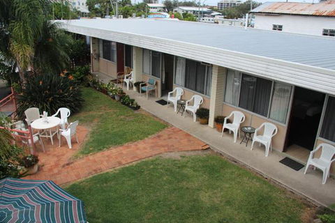 Caloundra Suncourt Motel - Travel Search 4