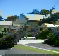Pepper Tree Cabins