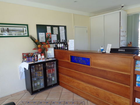 Moon River Motor Inn - Tourism Guide 5