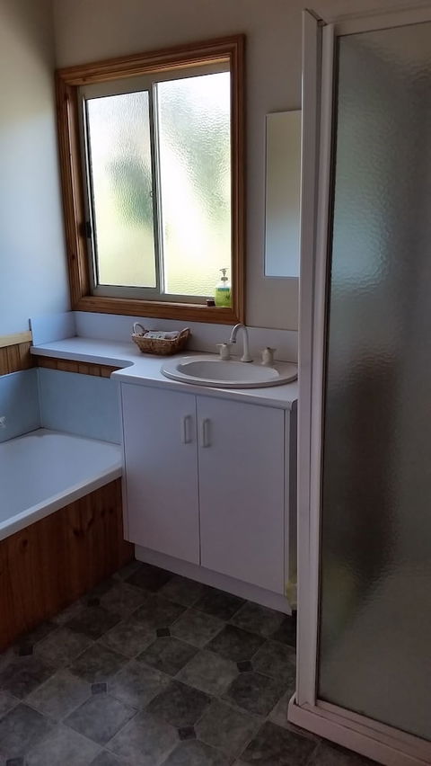 Awonga Cottages - Travel Search 5