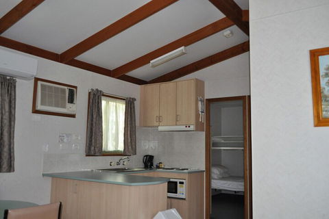 Amaze N Things Holiday Park & Motel - Travel Agents 6