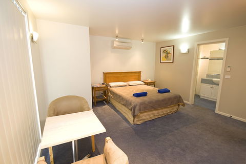 Anchorage Motel And Villas - Cruises Travel 2