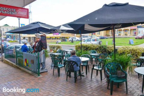 Edgewater Escape - Travel Agents 6