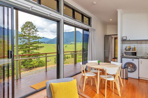 Worendo Cottages - Tourism Guide 4